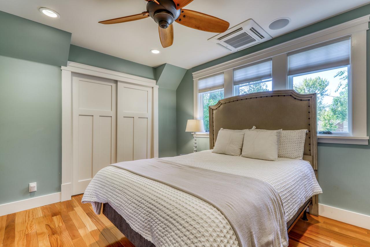 Founder's Home - thumb 25