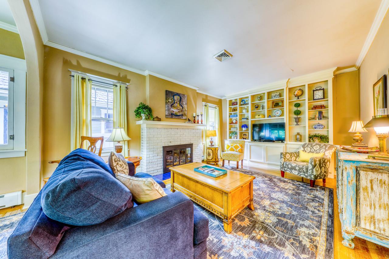 The Harrison House - thumb 1