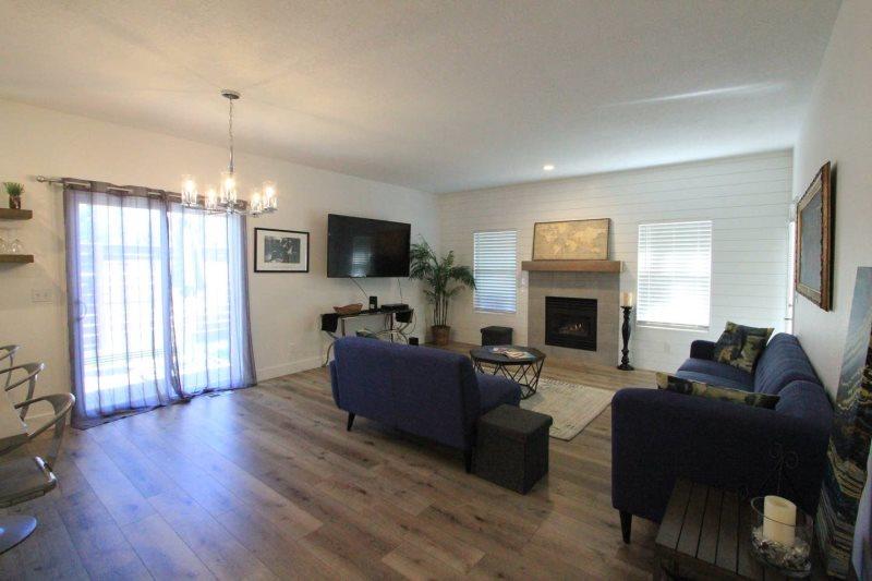 Remodeled Home And A Taste Of The Country! - thumb 6