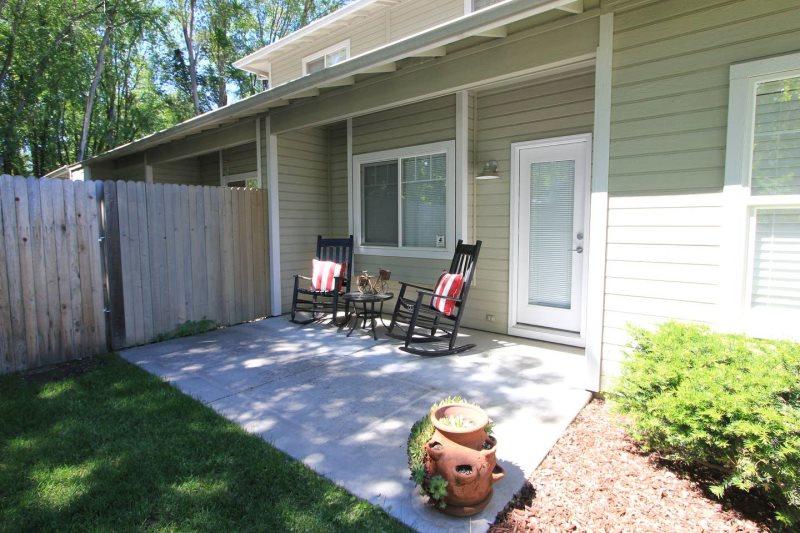 Remodeled Home And A Taste Of The Country! - thumb 15