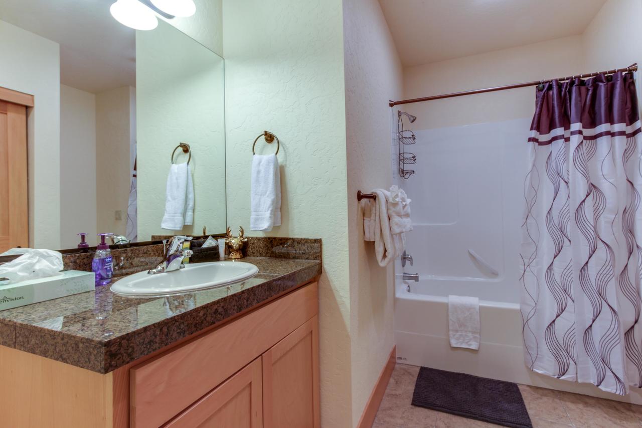 Lakeside Haven - thumb 25