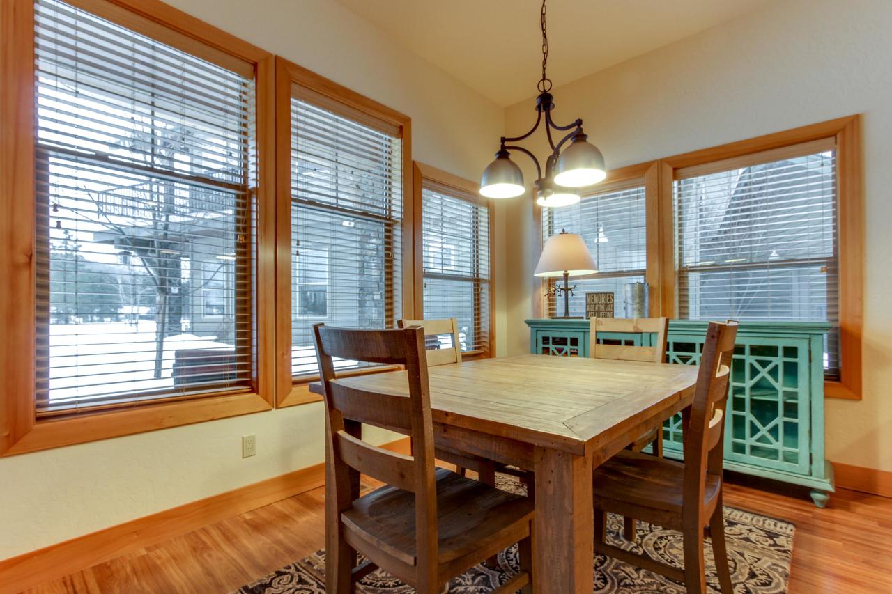 Lakeside Haven - thumb 1