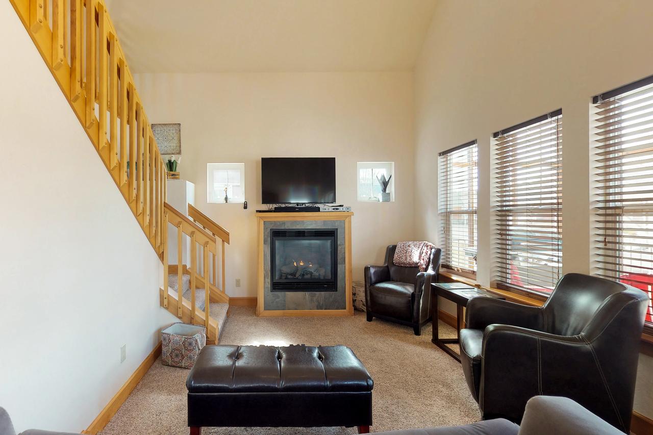 Dover Bay Home - thumb 0