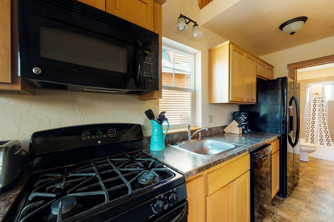 Dover Bay Home - thumb 7