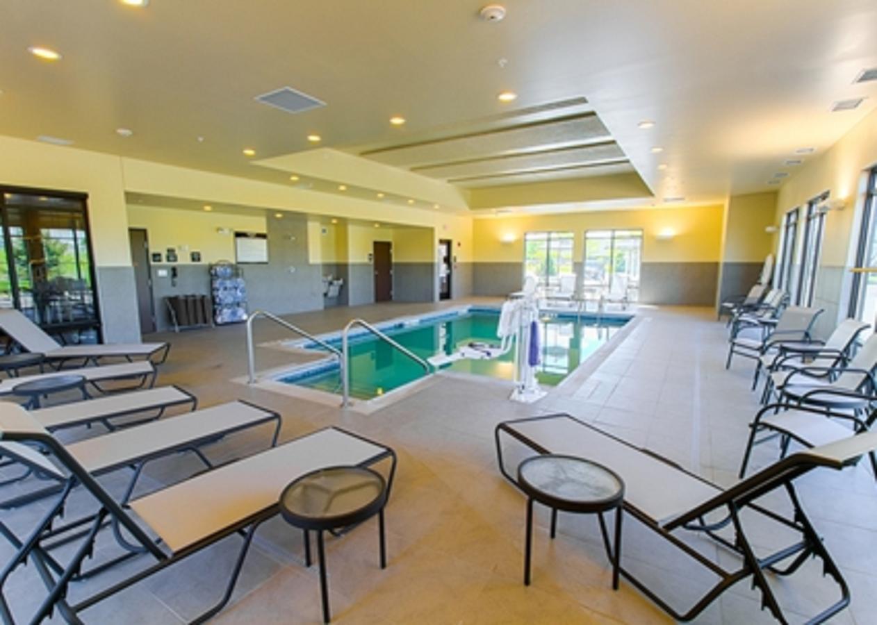 Hampton Inn Dekalb - thumb 23