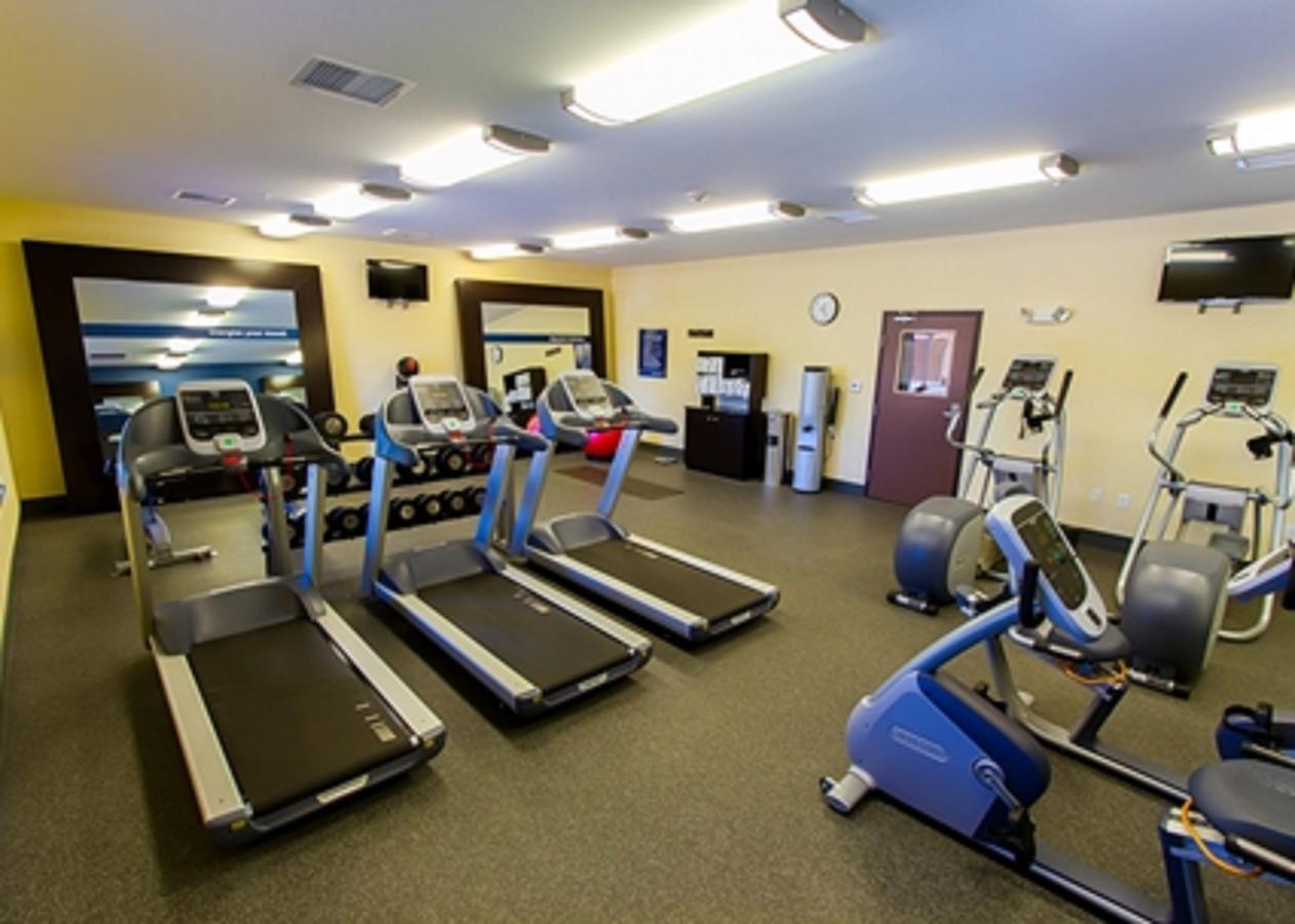 Hampton Inn Dekalb - thumb 21