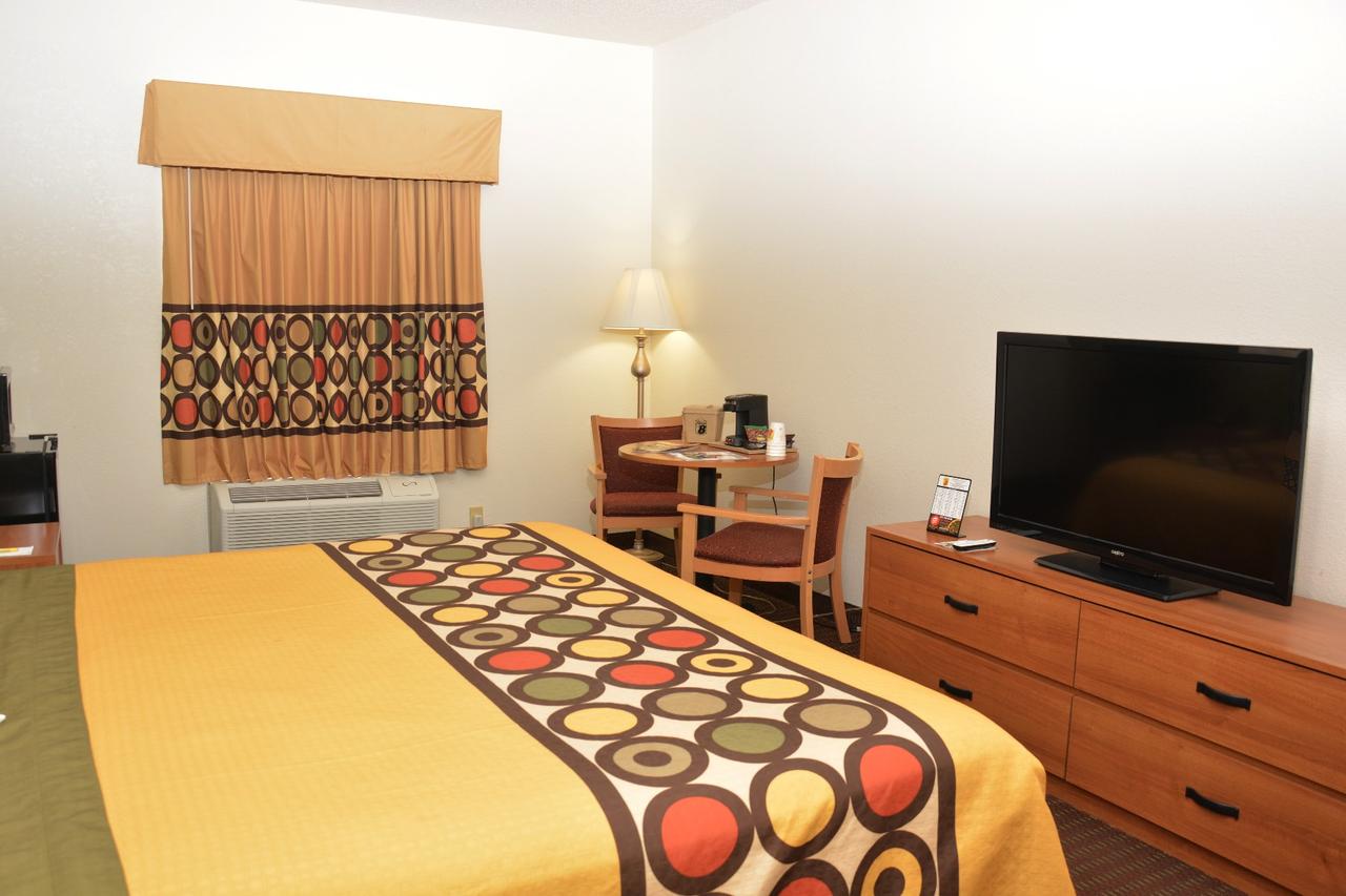 Super 8 By Wyndham Corydon - thumb 23