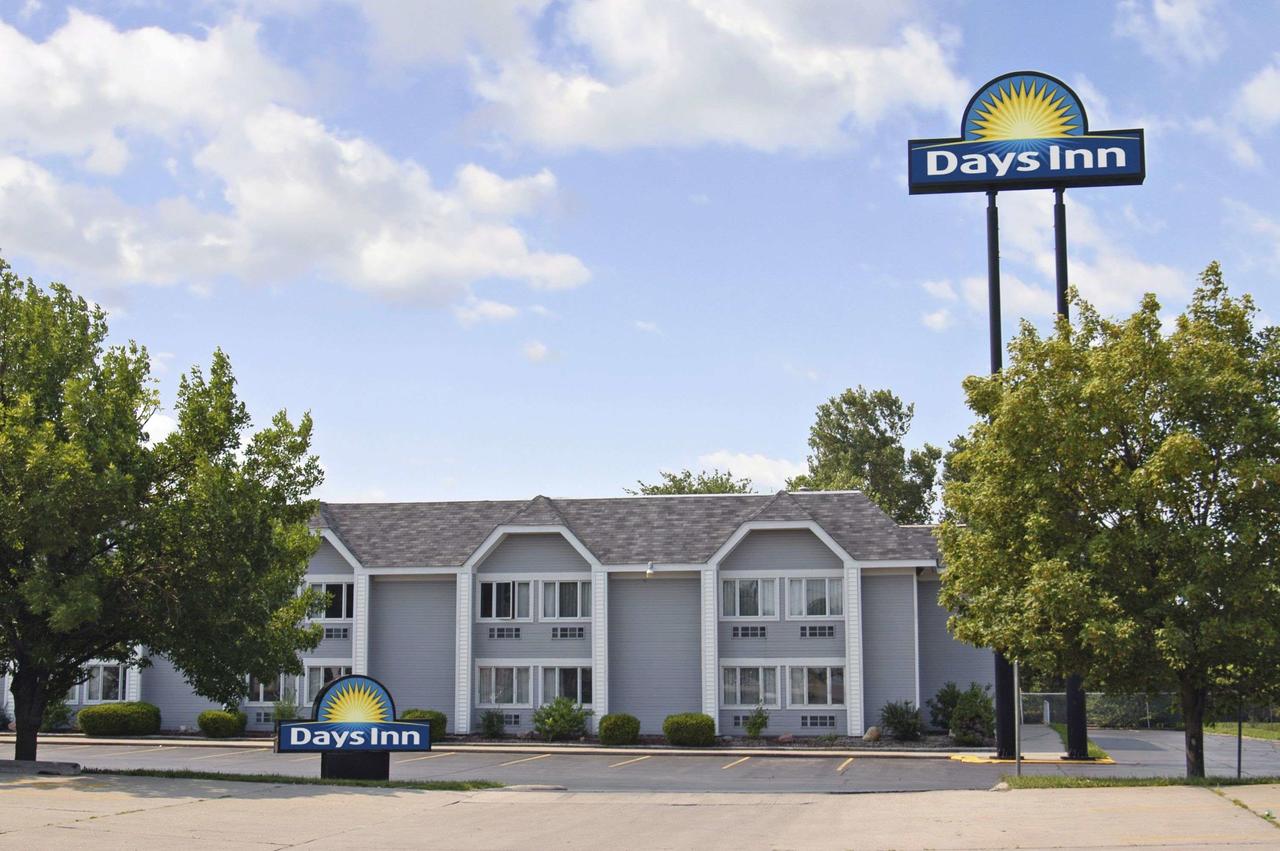 Days Inn By Wyndham Council Bluffs/9th Ave - thumb 0