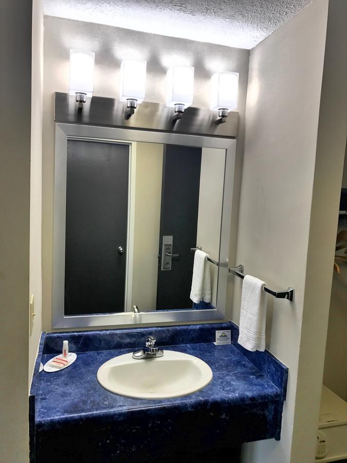 Days Inn By Wyndham Council Bluffs/9th Ave - thumb 22