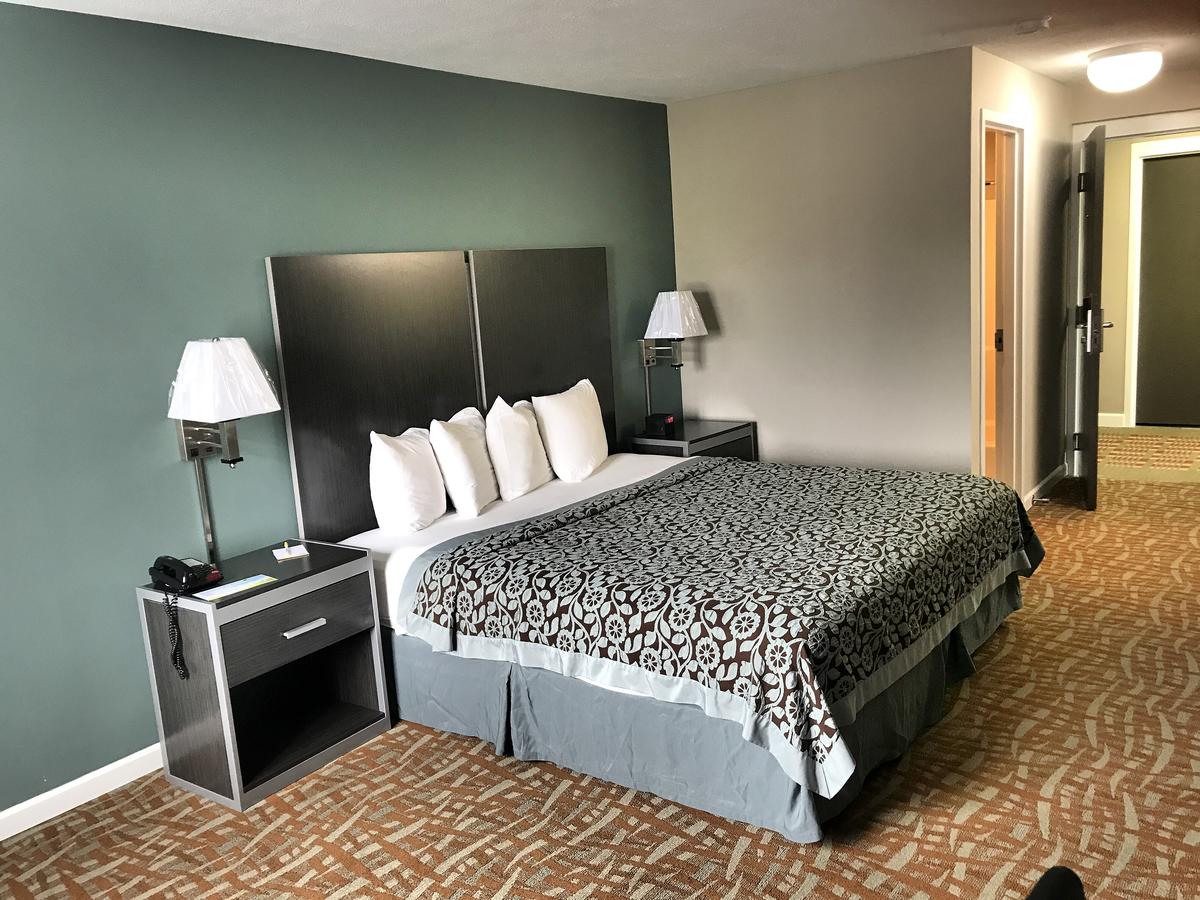 Days Inn By Wyndham Council Bluffs/9th Ave - thumb 19