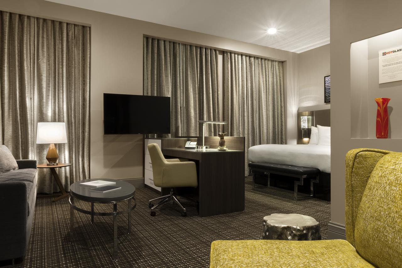 The Current Iowa, Autograph Collection - thumb 20