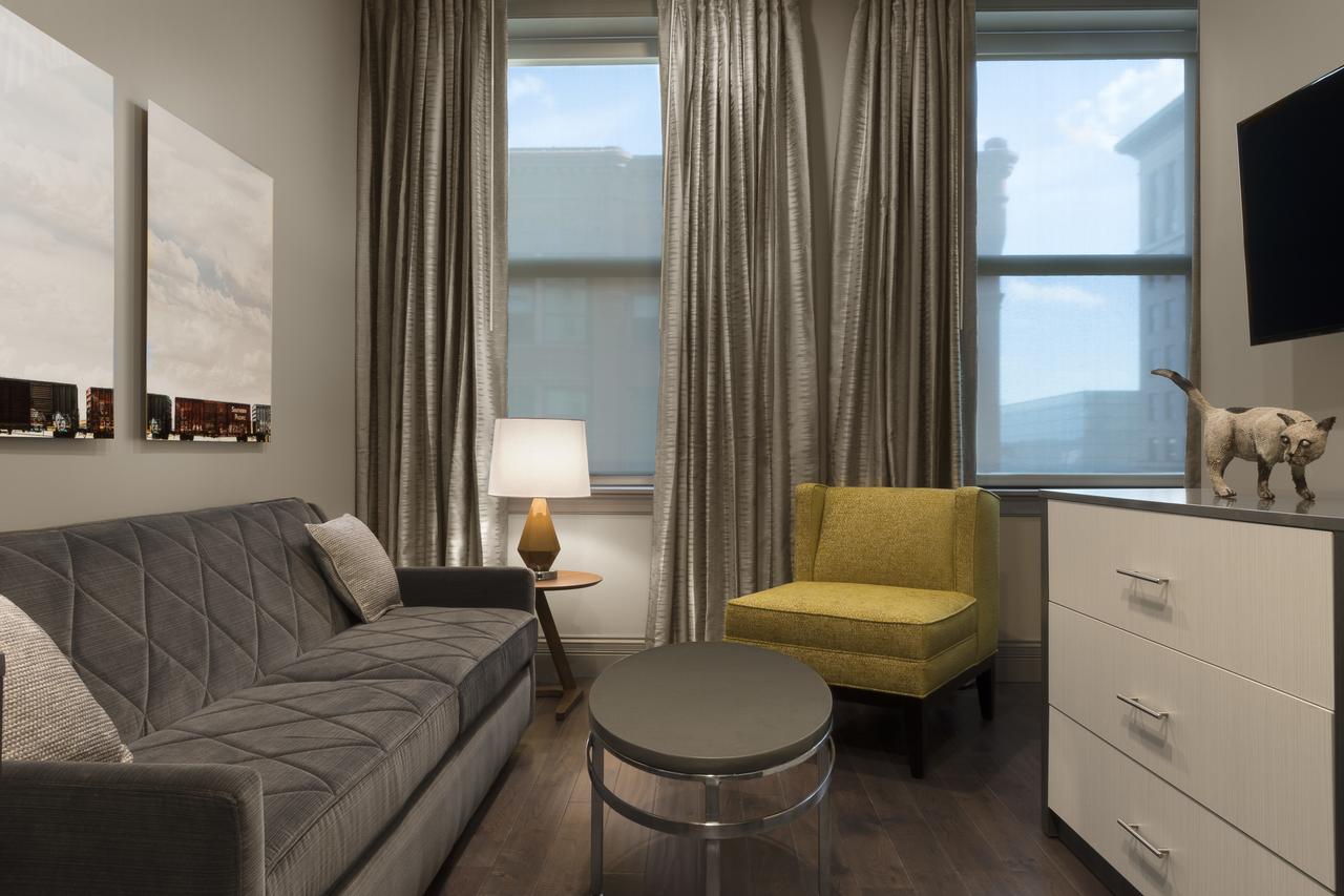 The Current Iowa, Autograph Collection - thumb 17