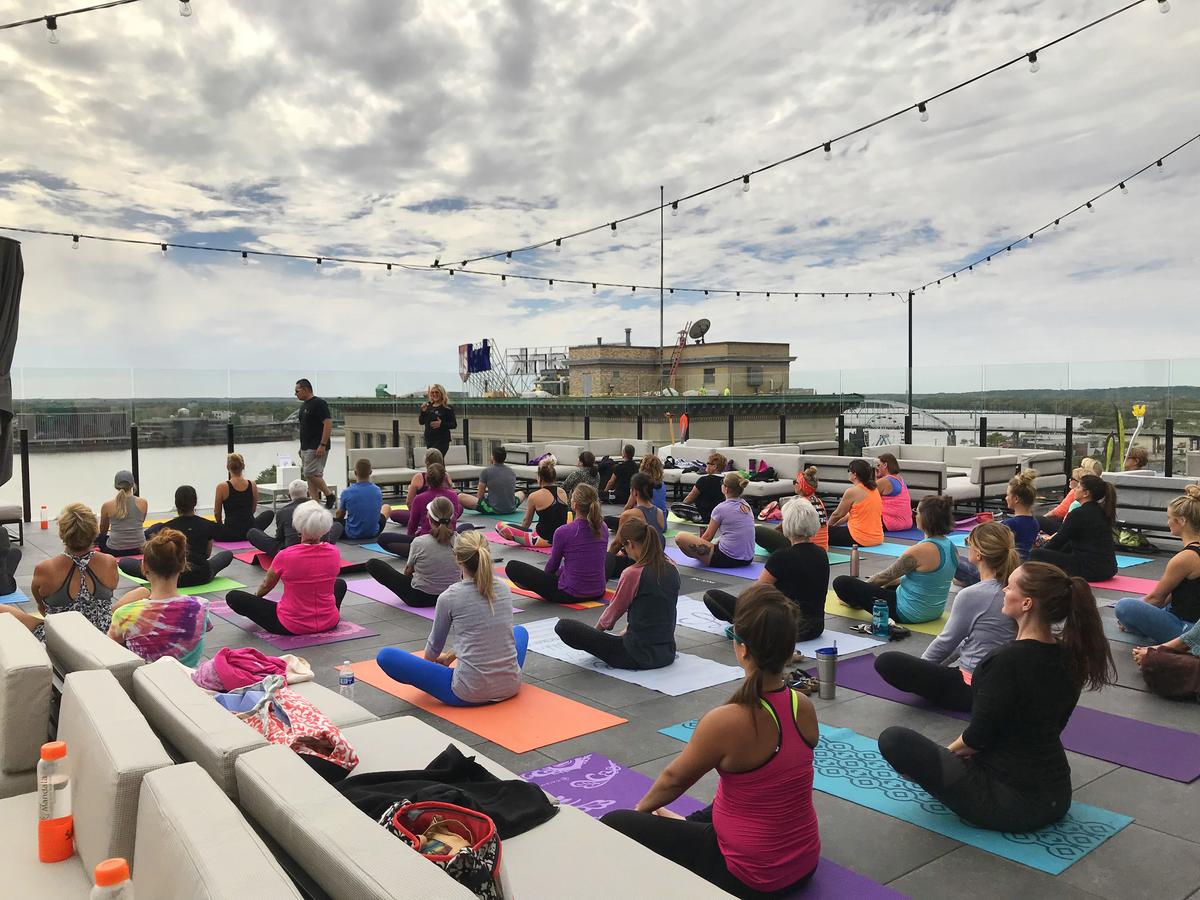 The Current Iowa, Autograph Collection - thumb 28