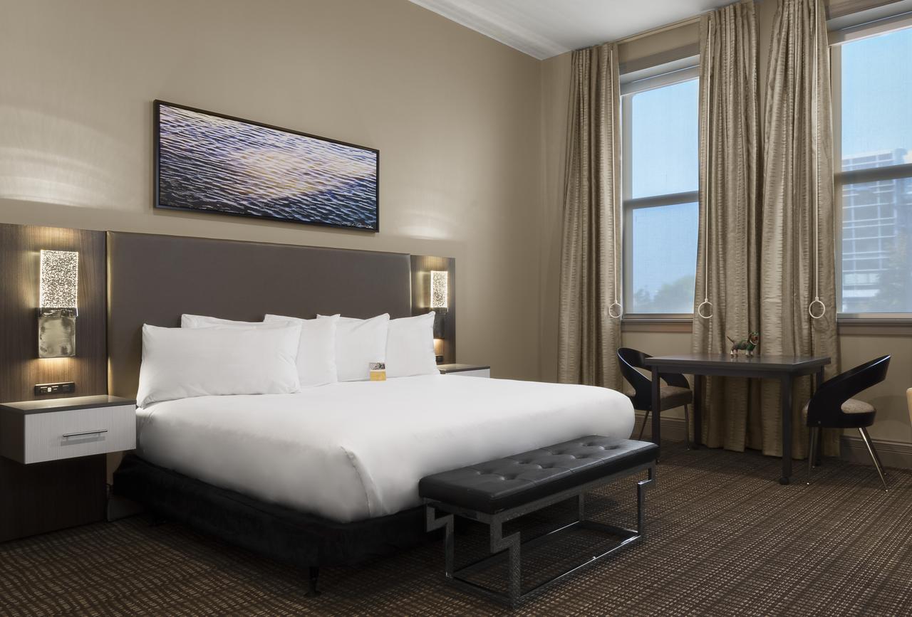 The Current Iowa, Autograph Collection - thumb 7