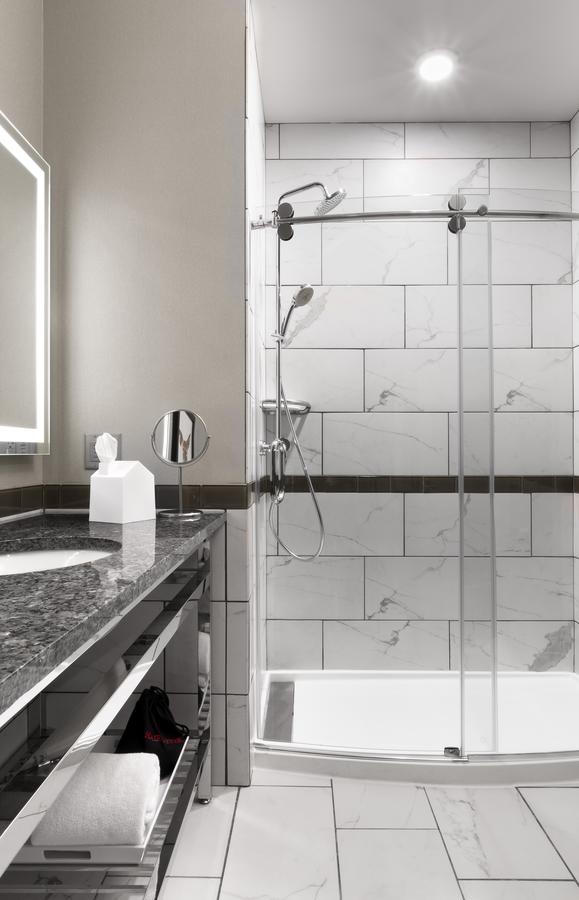 The Current Iowa, Autograph Collection - thumb 13