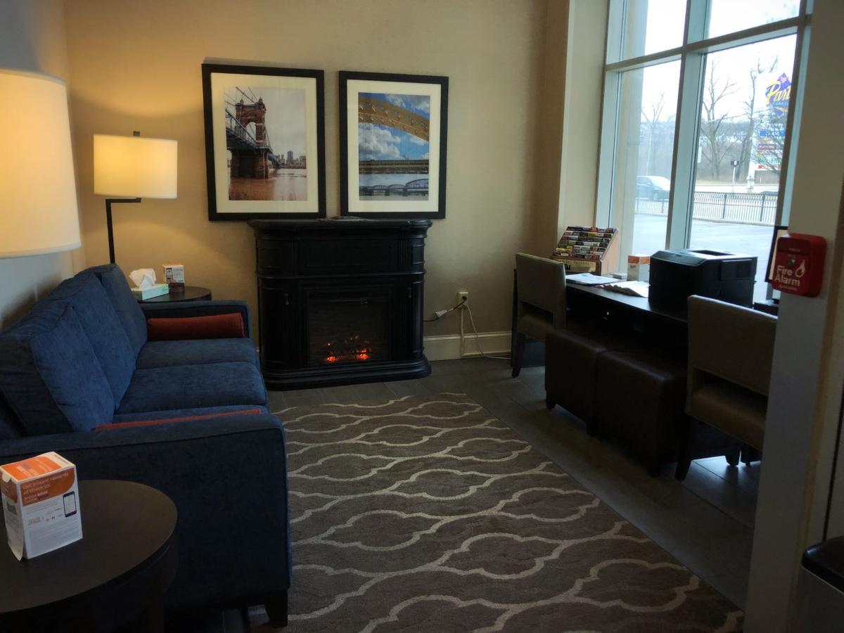 Comfort Suites Newport - Cincinnati Riverfront - thumb 1