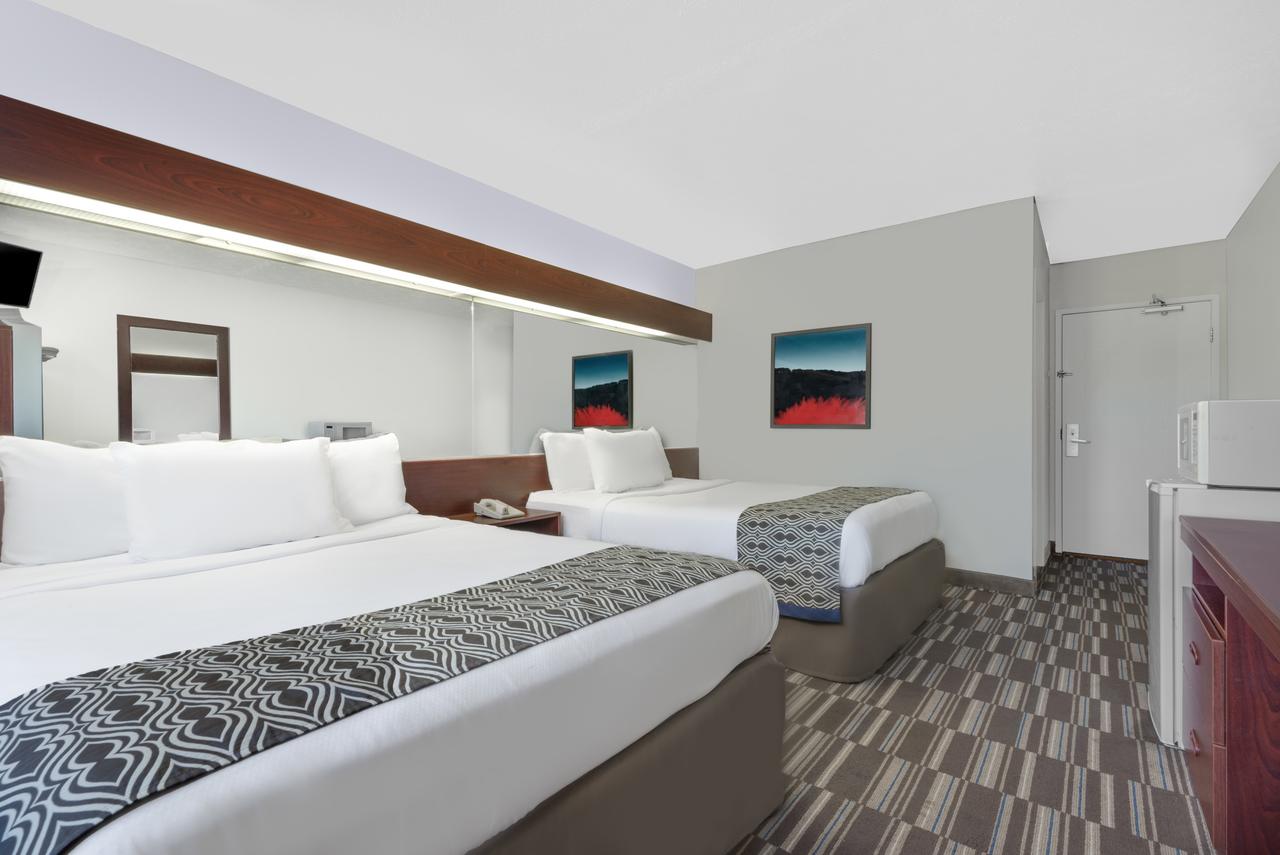 Microtel Inn & Suites By Wyndham London - thumb 4