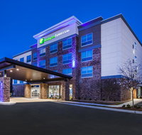 Holiday Inn Express Radcliff Fort Knox - Accommodation Alabama