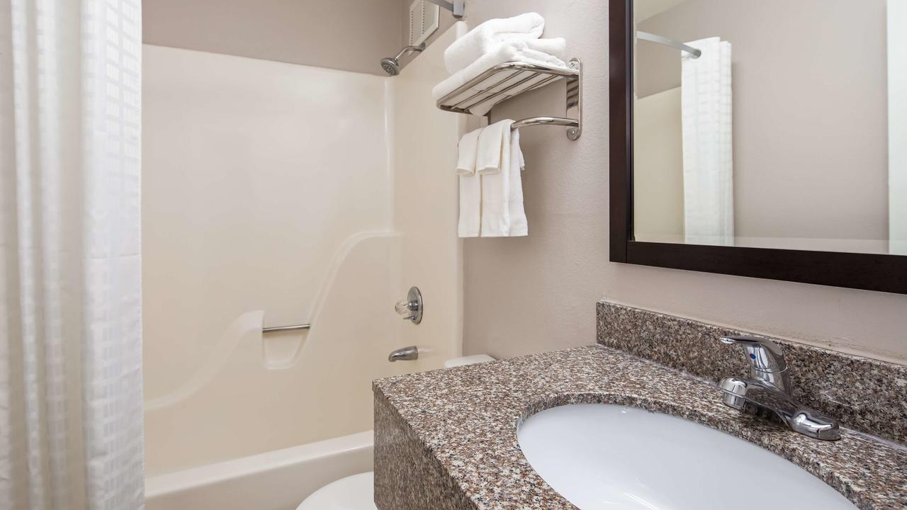 SureStay Hotel By Best Western Florence - thumb 20