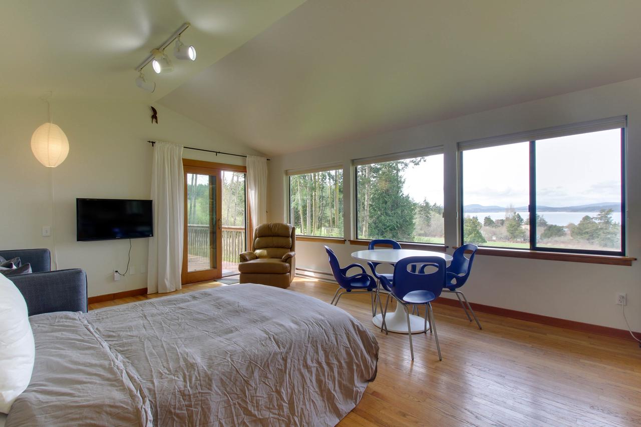 Skookum Sunsets - thumb 15