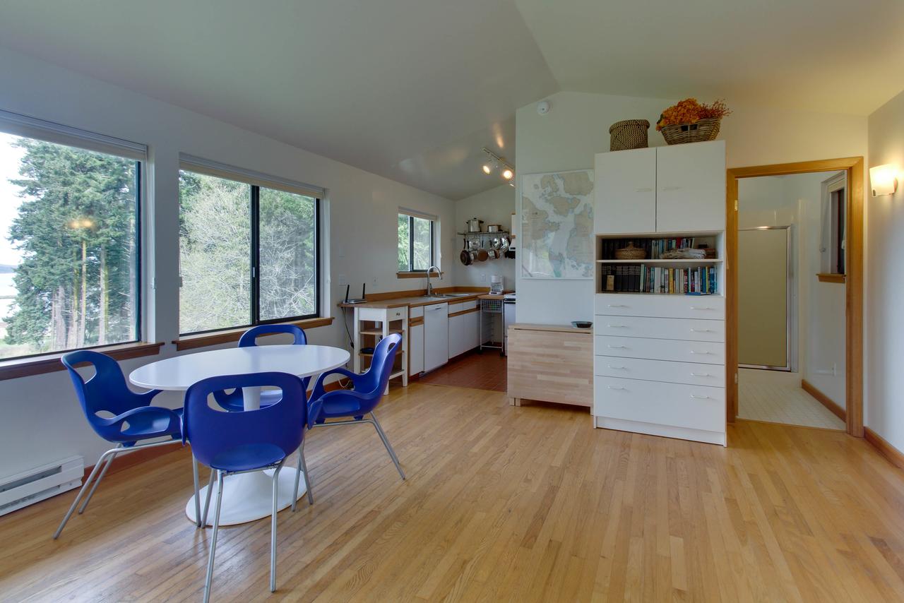 Skookum Sunsets - thumb 10