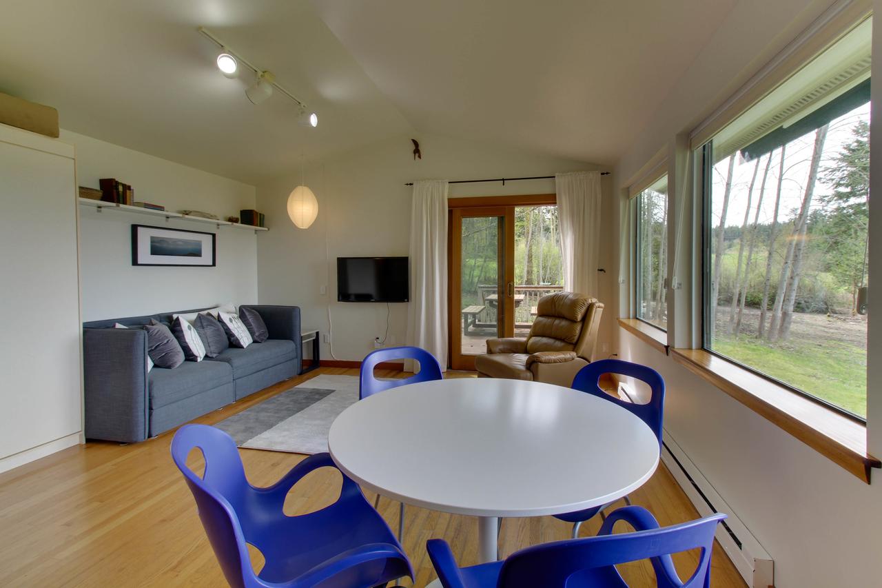 Skookum Sunsets - thumb 5