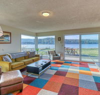 Lopez Island Mud Bay Waterfront home - Accommodation Alabama