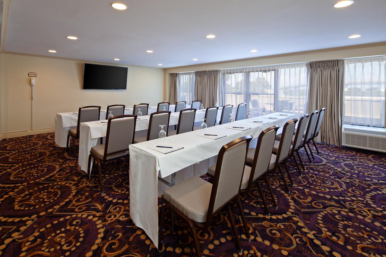 DoubleTree By Hilton New Orleans Airport - thumb 25