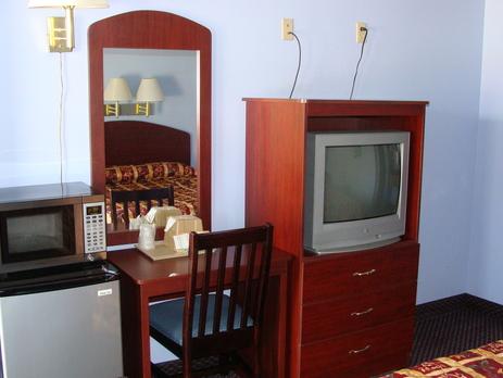 Colonial Inn Hammond - thumb 12