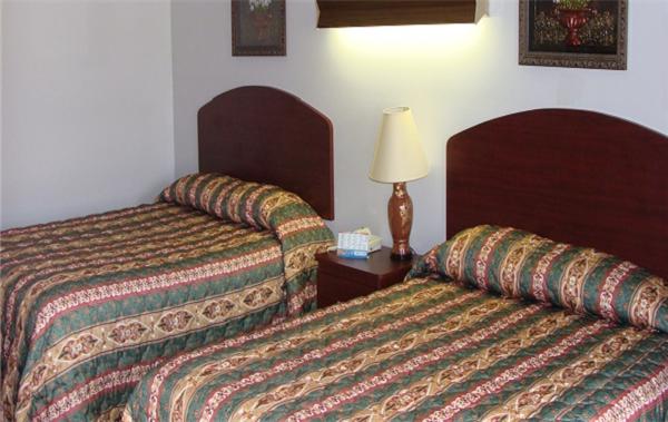 Colonial Inn Hammond - thumb 4