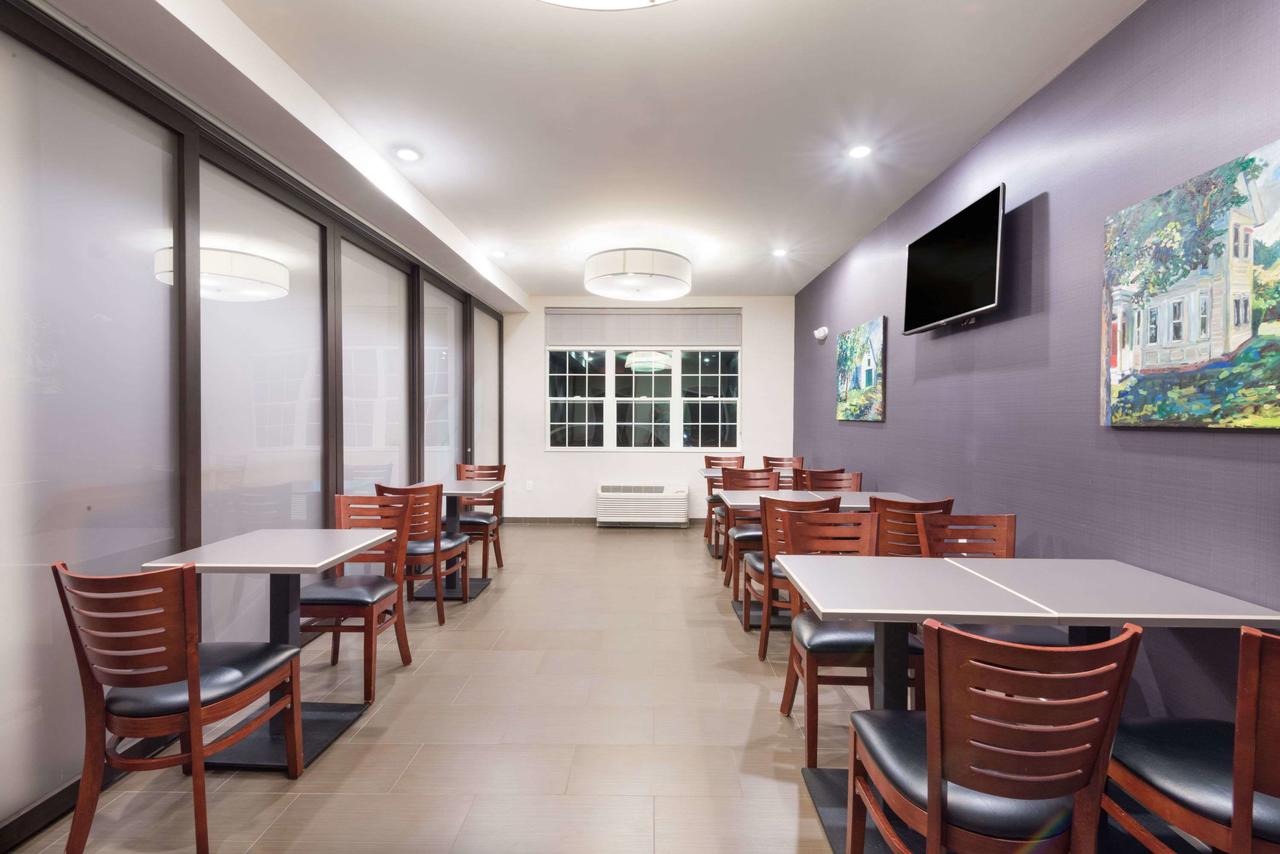 Microtel Inn & Suites Windham - thumb 4