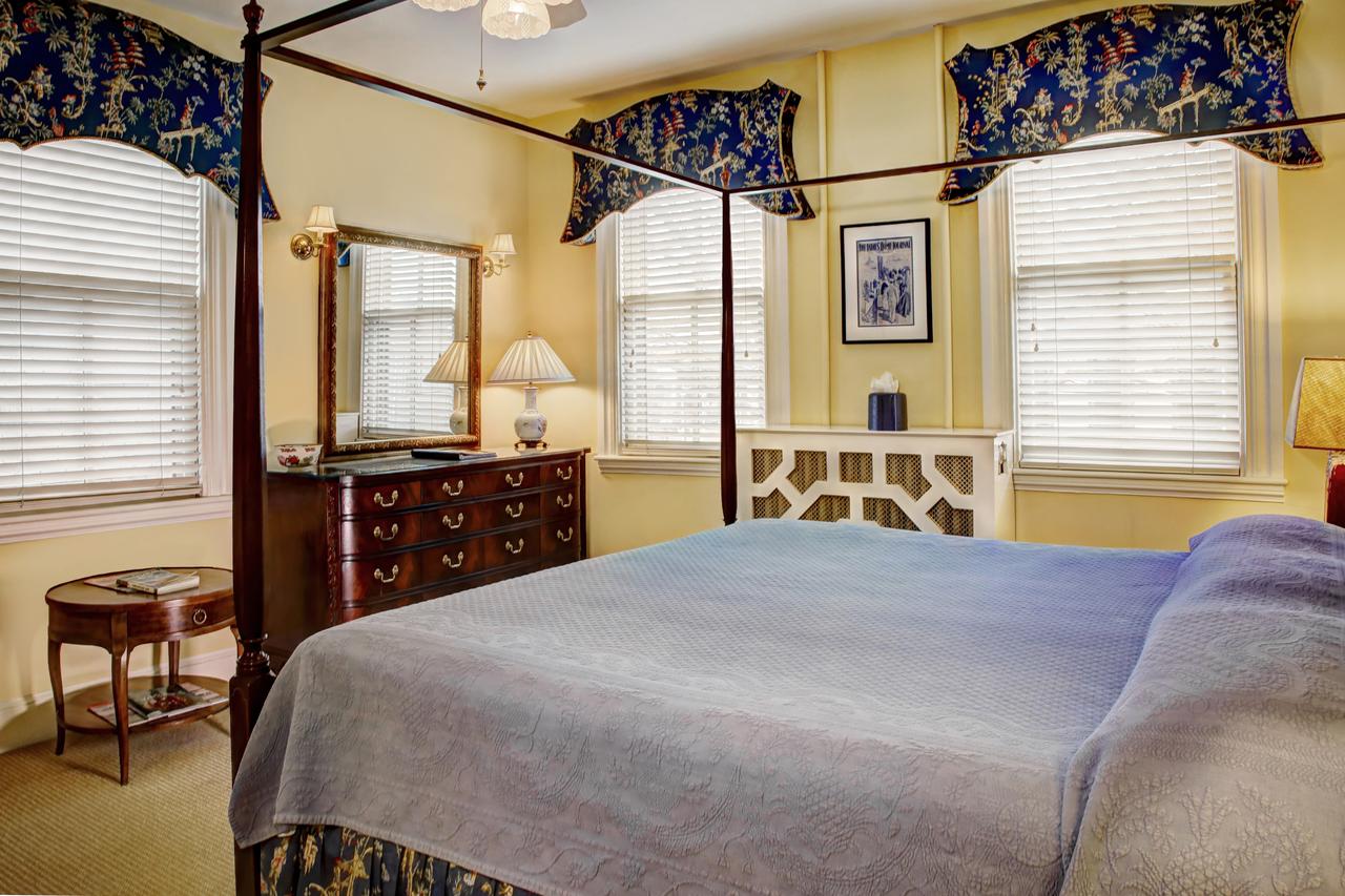 Flag House Inn - thumb 36