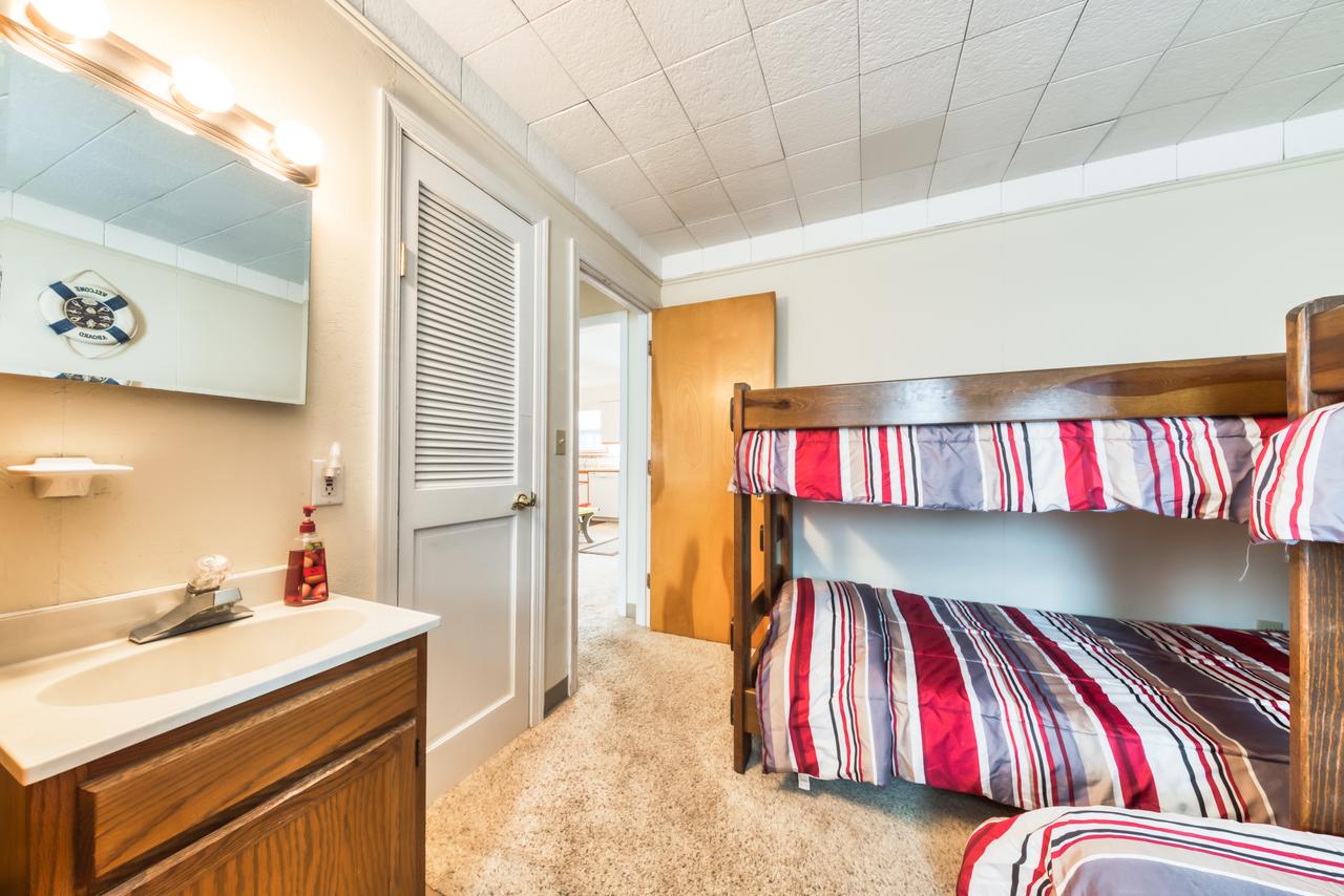 Six By The Sea #2 - thumb 10