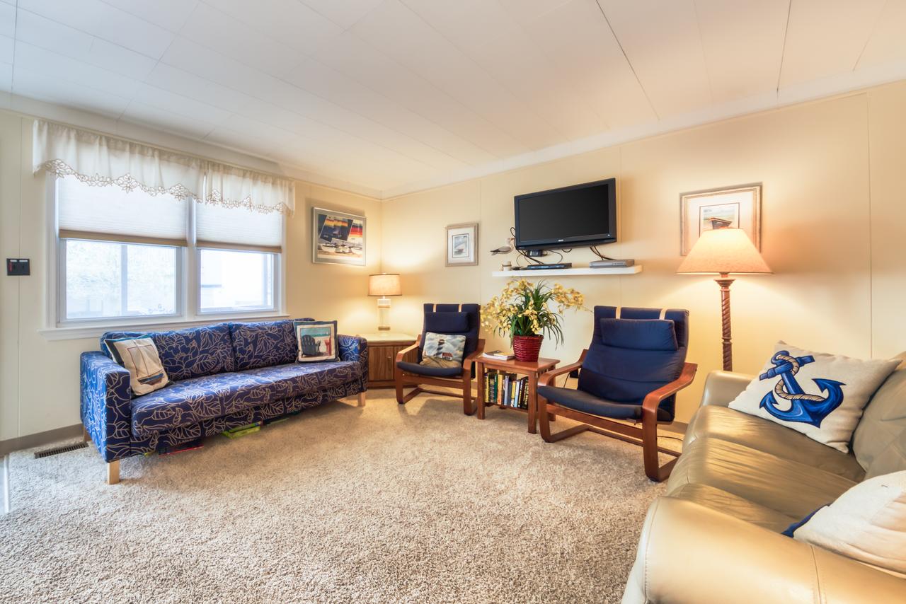 Six By The Sea #2 - thumb 6