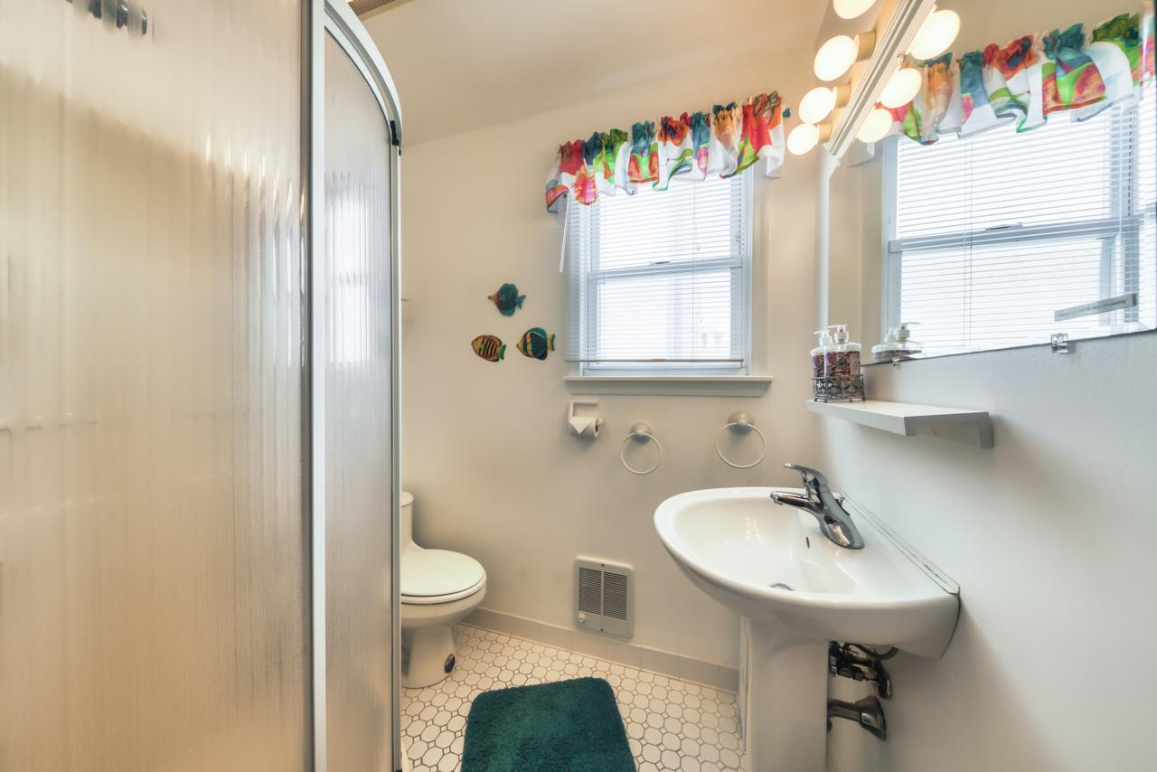 Six By The Sea #2 - thumb 11