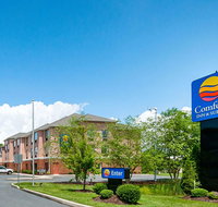 Comfort Inn  Suites Cambridge - Accommodation Alabama