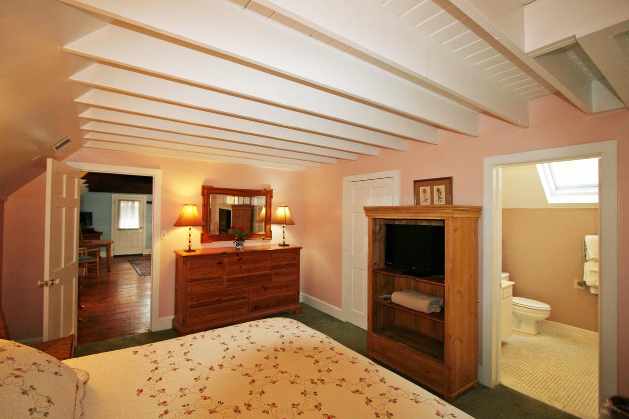 Lodging At The Imperial - thumb 22