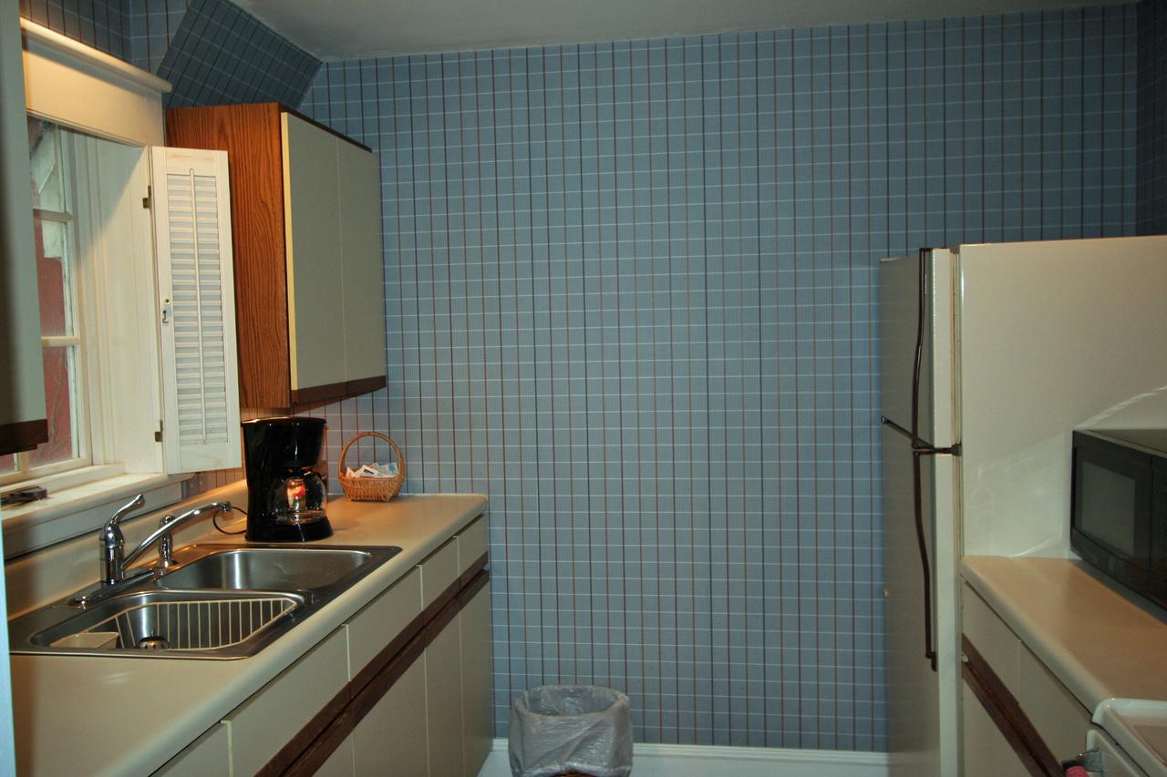 Lodging At The Imperial - thumb 10