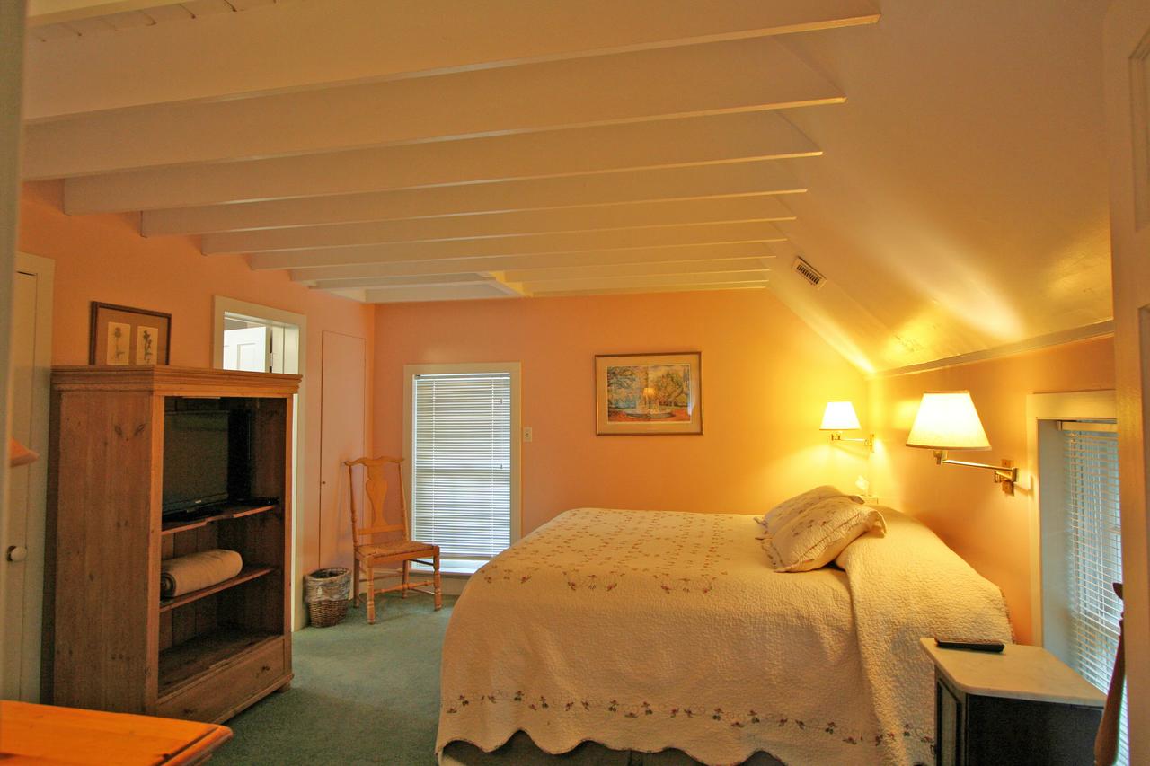 Lodging At The Imperial - thumb 19