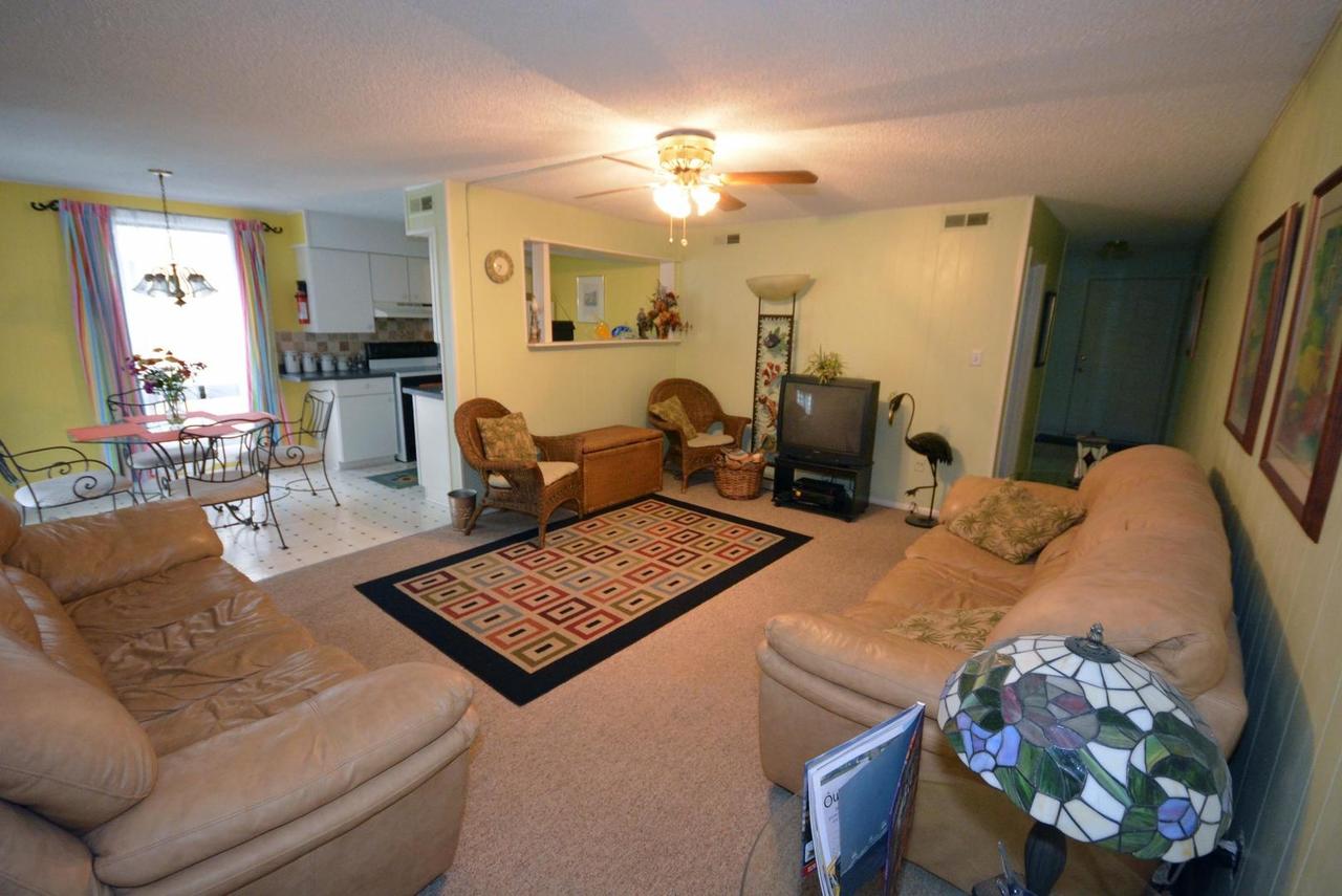 Aronimink Iv 7B Condo - thumb 8