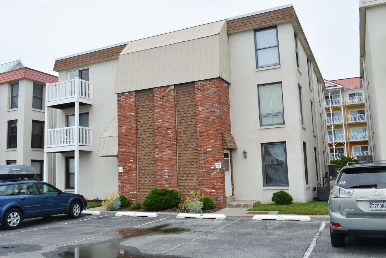 Aronimink Iv 7B Condo - thumb 18