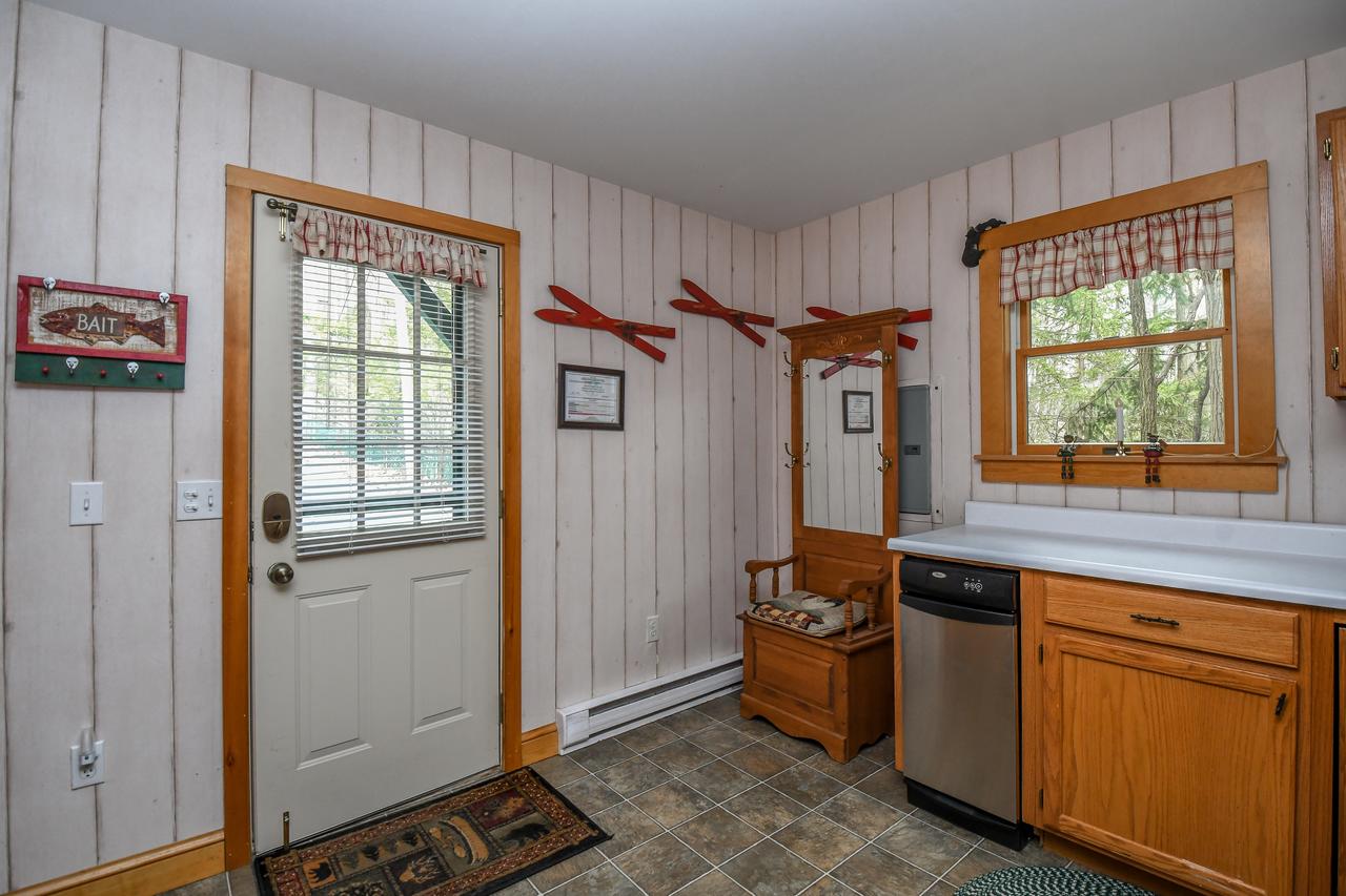 The Bear's Den - thumb 16