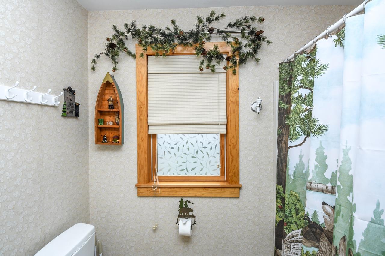 The Bear's Den - thumb 21