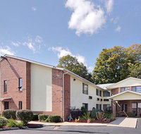 Super 8 by Wyndham West Springfield/Route 5 - Accommodation Alabama