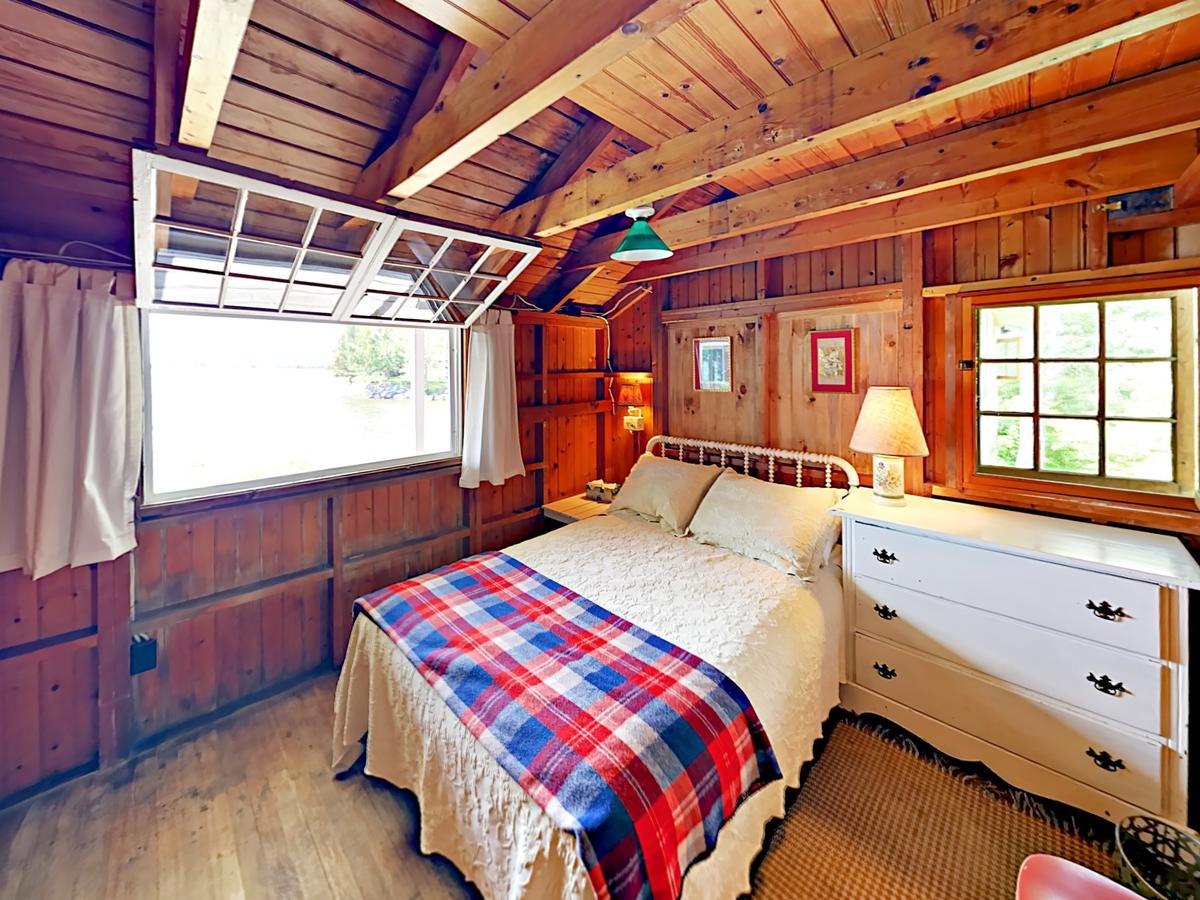 112 Ransom Rd Home - thumb 5