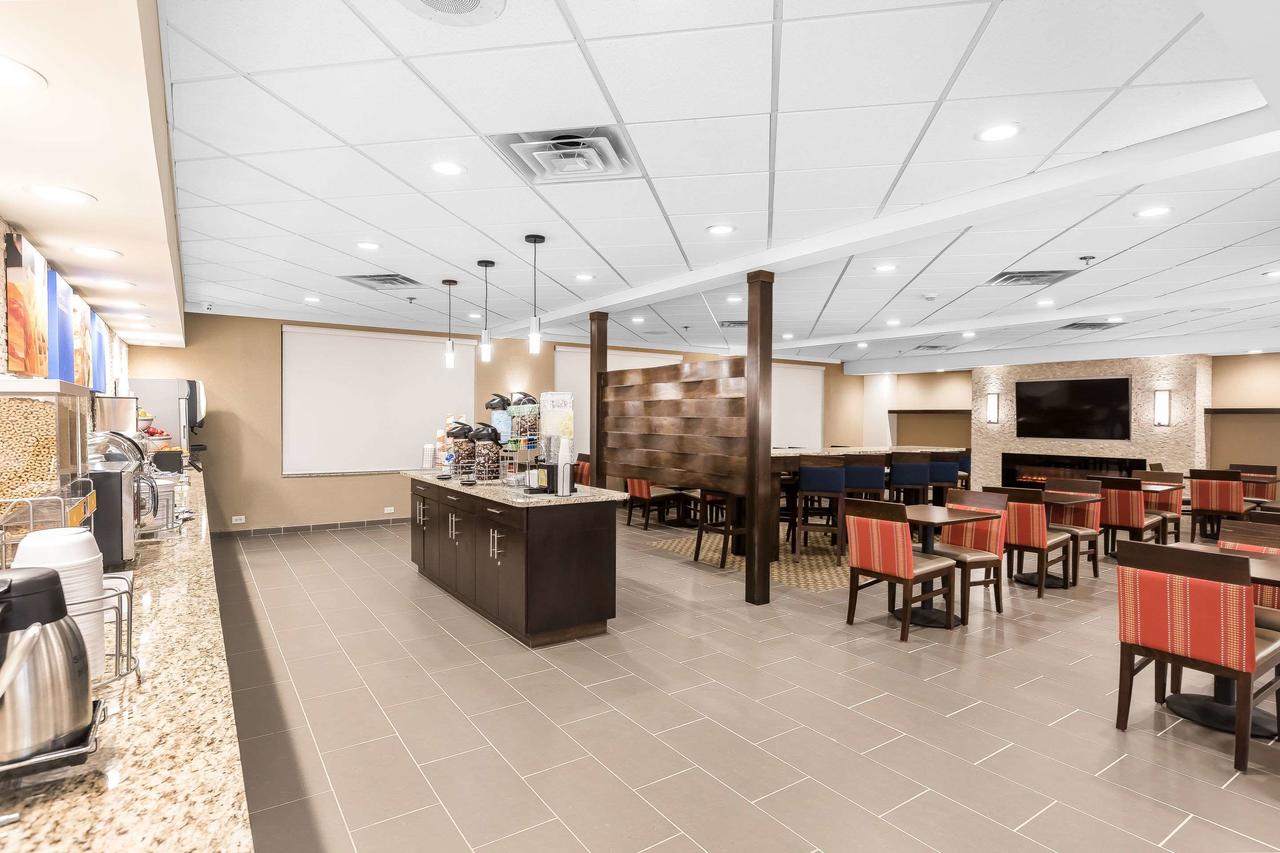 Comfort Inn & Suites Allen Park/Dearborn - thumb 37