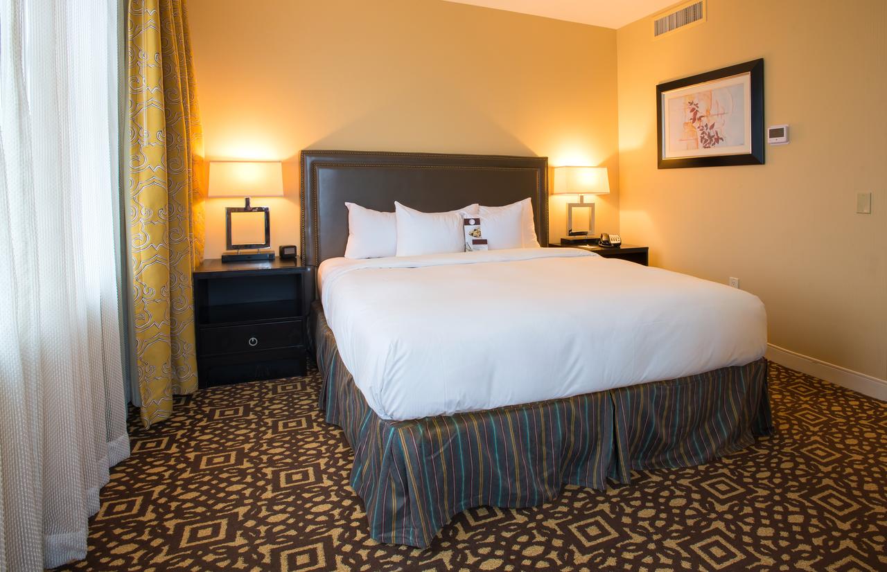 DoubleTree Suites By Hilton Detroit Downtown - Fort Shelby - thumb 20