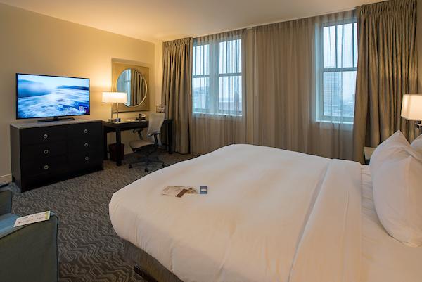 DoubleTree Suites By Hilton Detroit Downtown - Fort Shelby - thumb 1