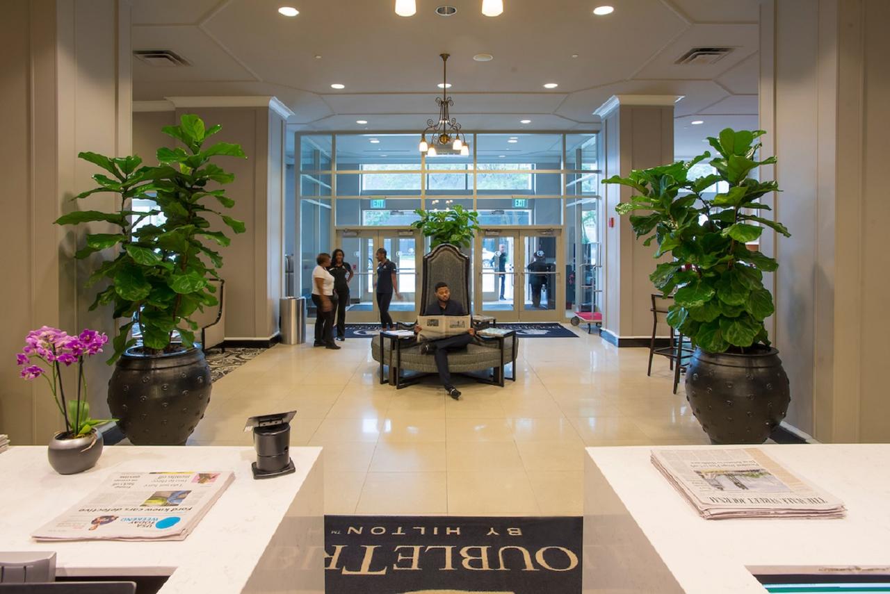 DoubleTree Suites By Hilton Detroit Downtown - Fort Shelby - thumb 3