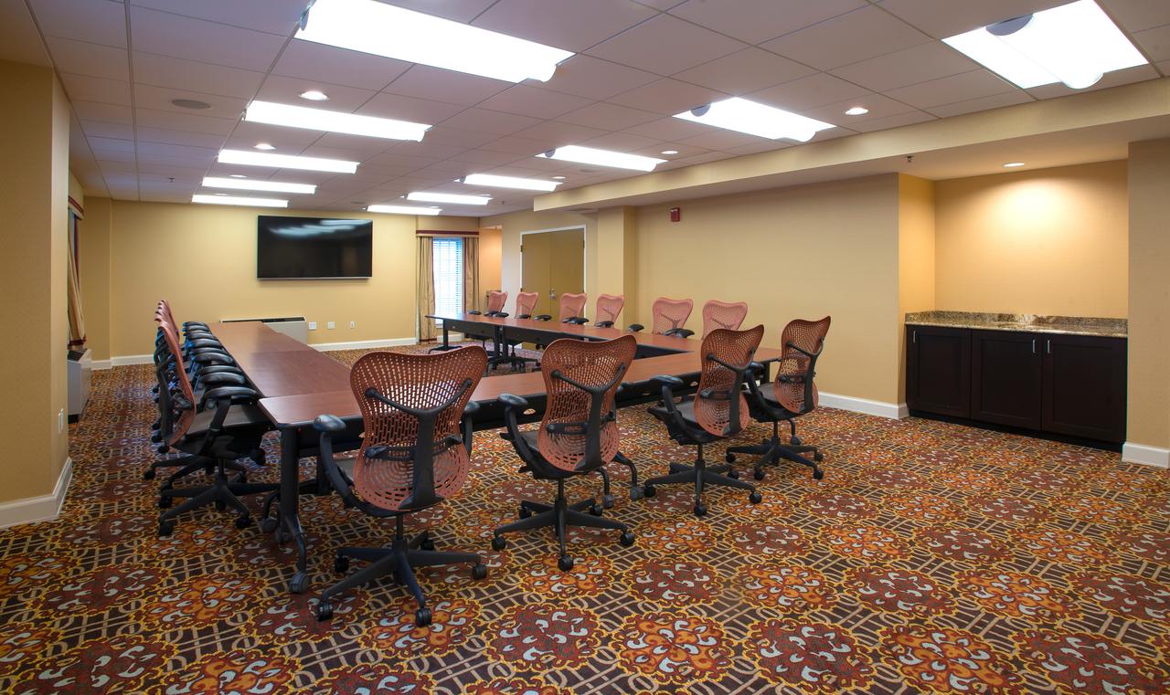 DoubleTree Suites By Hilton Detroit Downtown - Fort Shelby - thumb 30